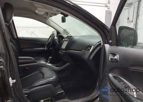 2017 Dodge Journey Crossroad Plus Awd z USA, uszkodzony, nr VIN 3C4PDDGG2HT505646